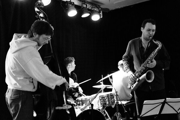 Johan Jep 4 spiller live